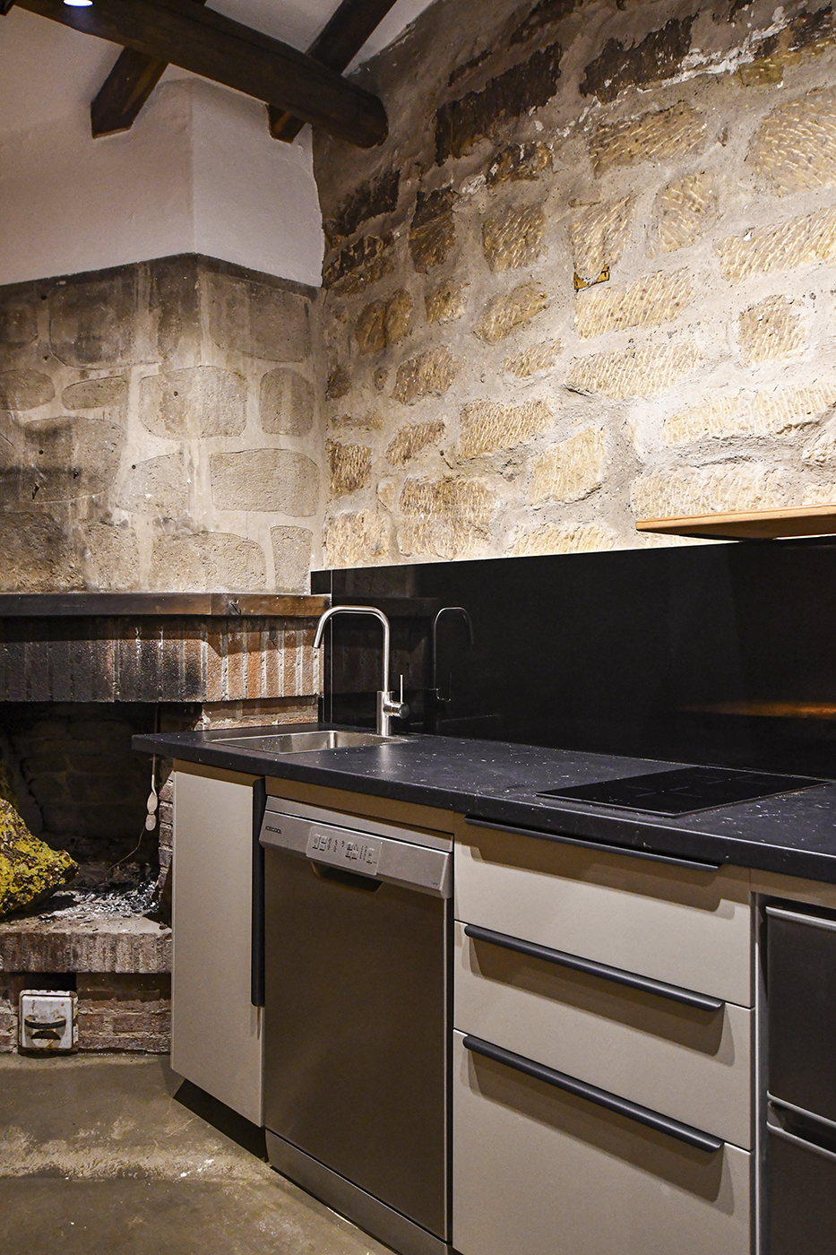 08_La cueva_Bodega_Cocina_Reforma_2024LaRioja